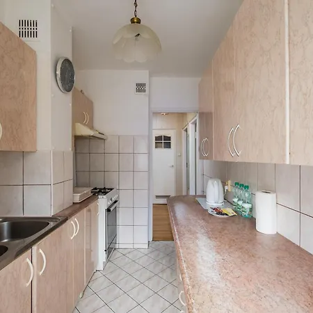 Apartament Wola Mila Standard