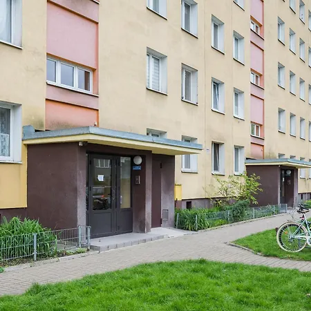 Apartment Wola Mila Standard By Bookinghost *